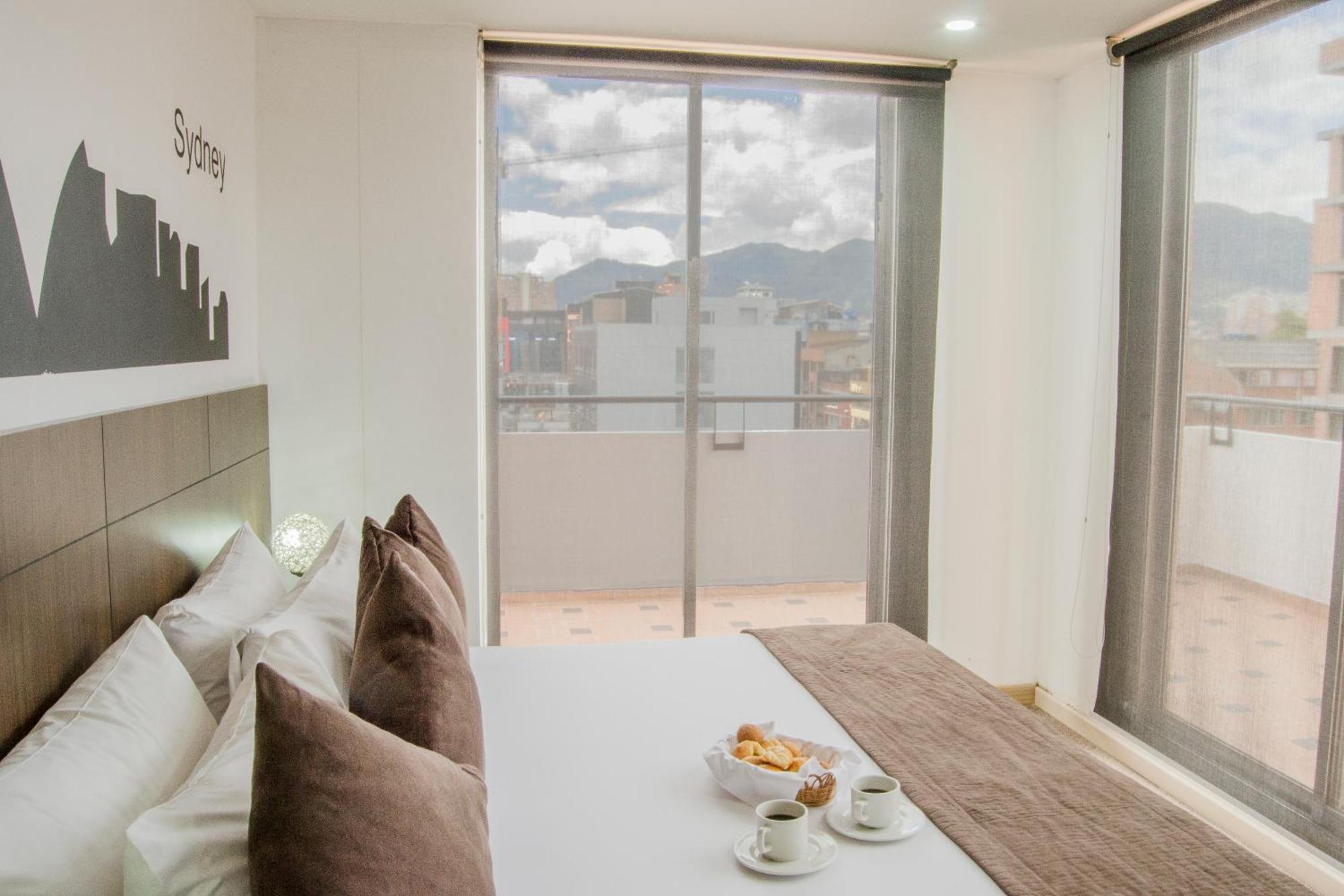 Hotel Apartamentos Regency La Feria Bogotá Exteriör bild
