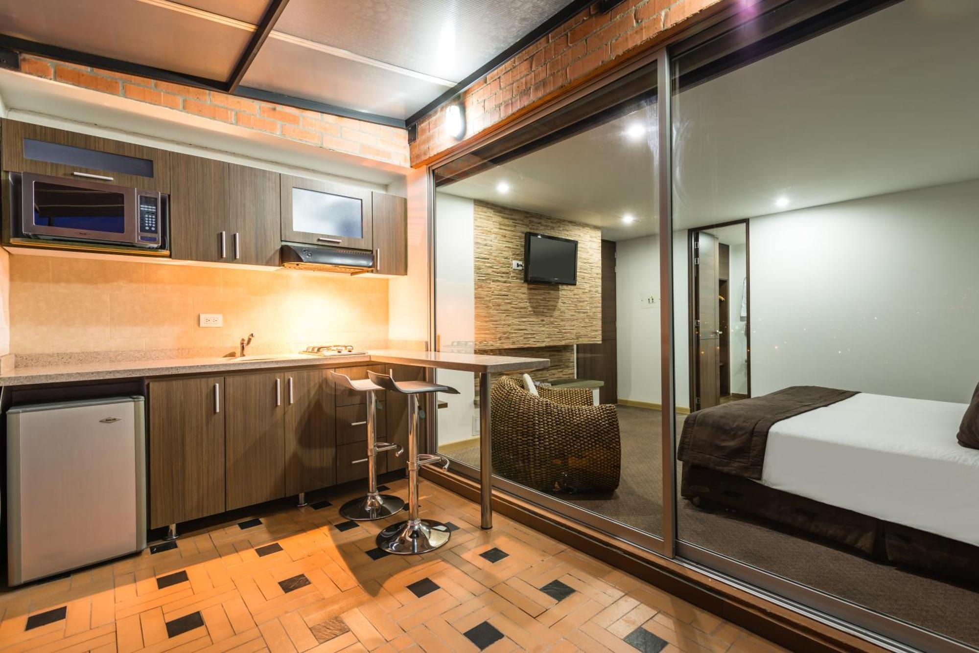 Hotel Apartamentos Regency La Feria Bogotá Exteriör bild