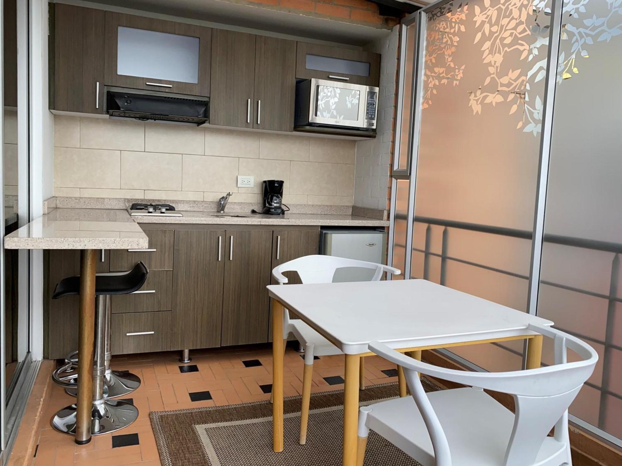 Hotel Apartamentos Regency La Feria Bogotá Exteriör bild