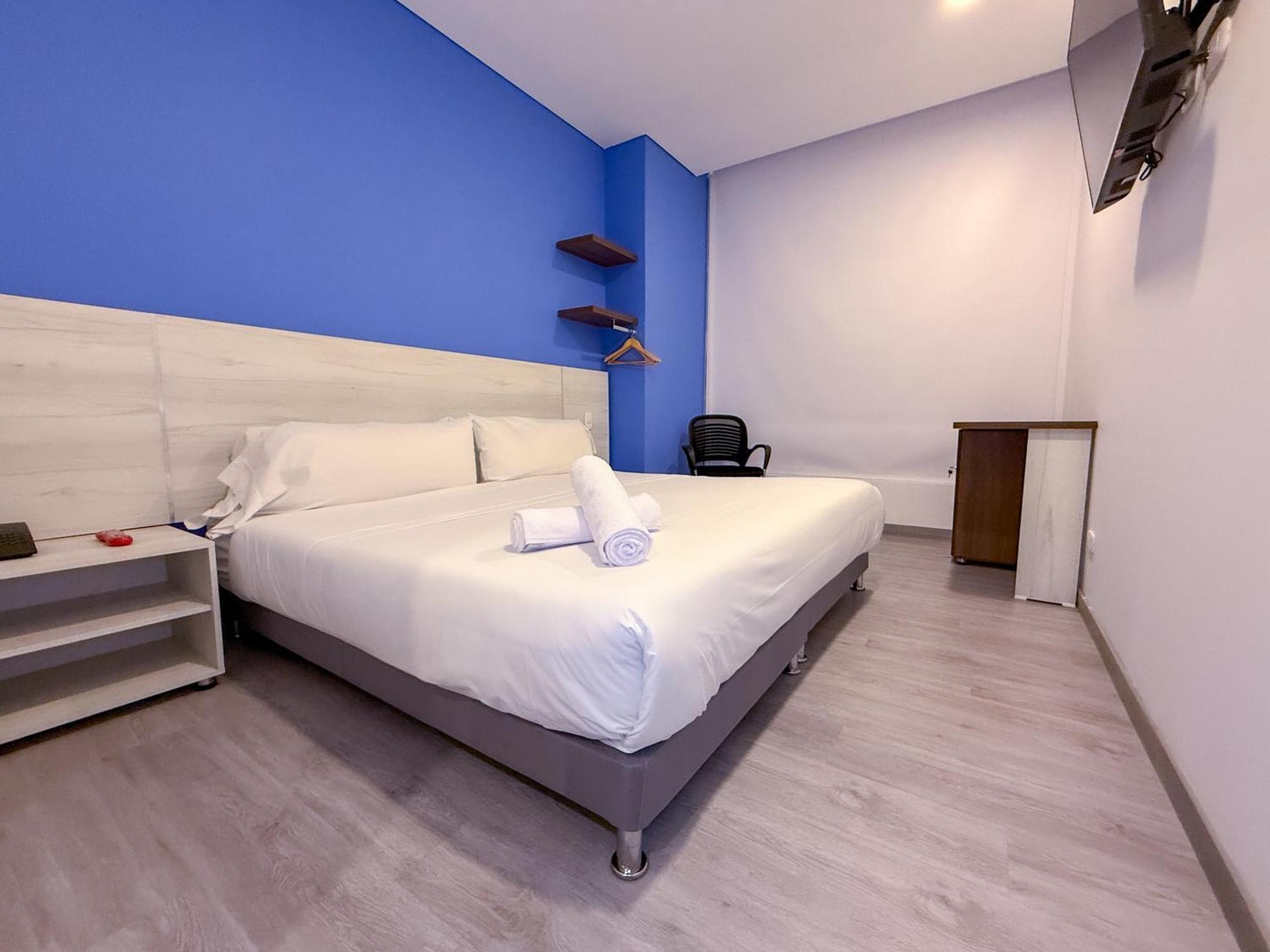 Hotel Apartamentos Regency La Feria Bogotá Exteriör bild