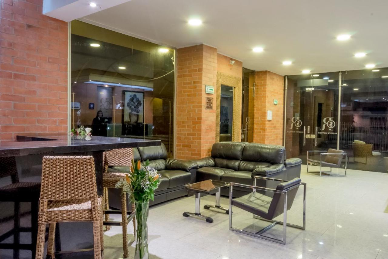 Hotel Apartamentos Regency La Feria Bogotá Exteriör bild